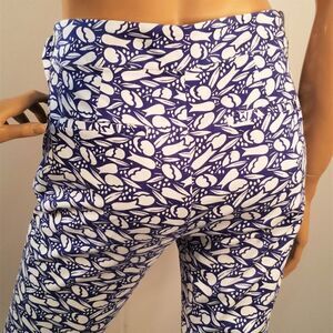 Zara Spain Floral Skinny Capri Pants
